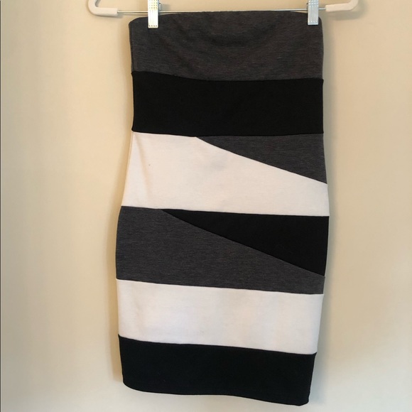FASHION EXIT color block tube dress size small - Picture 7 of 7